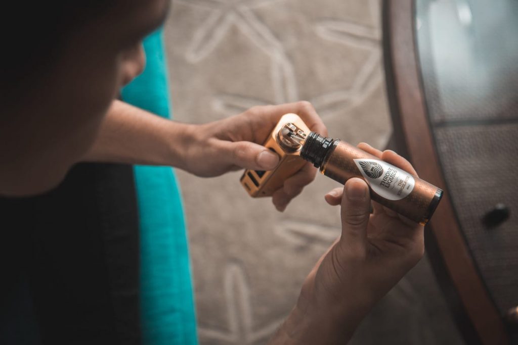 How to Make Vape Coils Last Longer: Cleaning and Maintaining Vape Coils Guide 2 add the vape juice