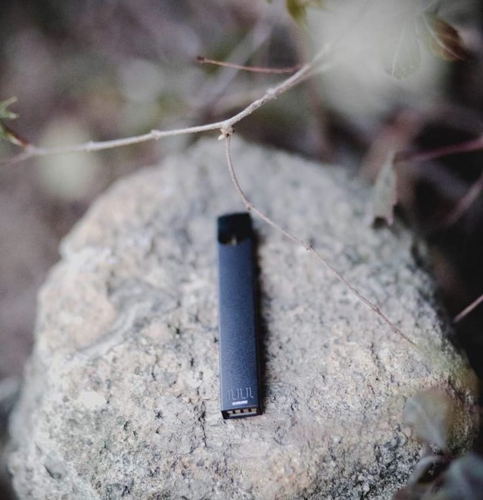 Juul vs. Blu: What's the better option? 4 juul device